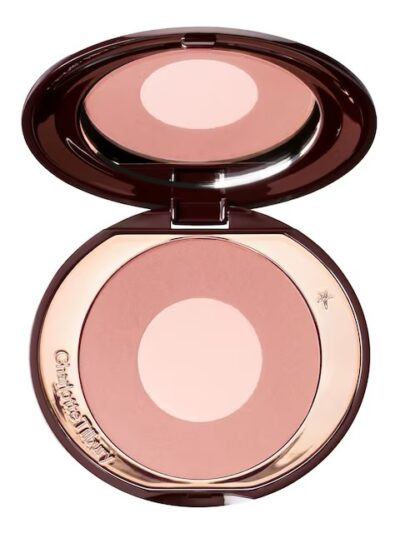 CHARLOTTE TILBURY
Cheek to chic – Blush poudre Pillow Talk