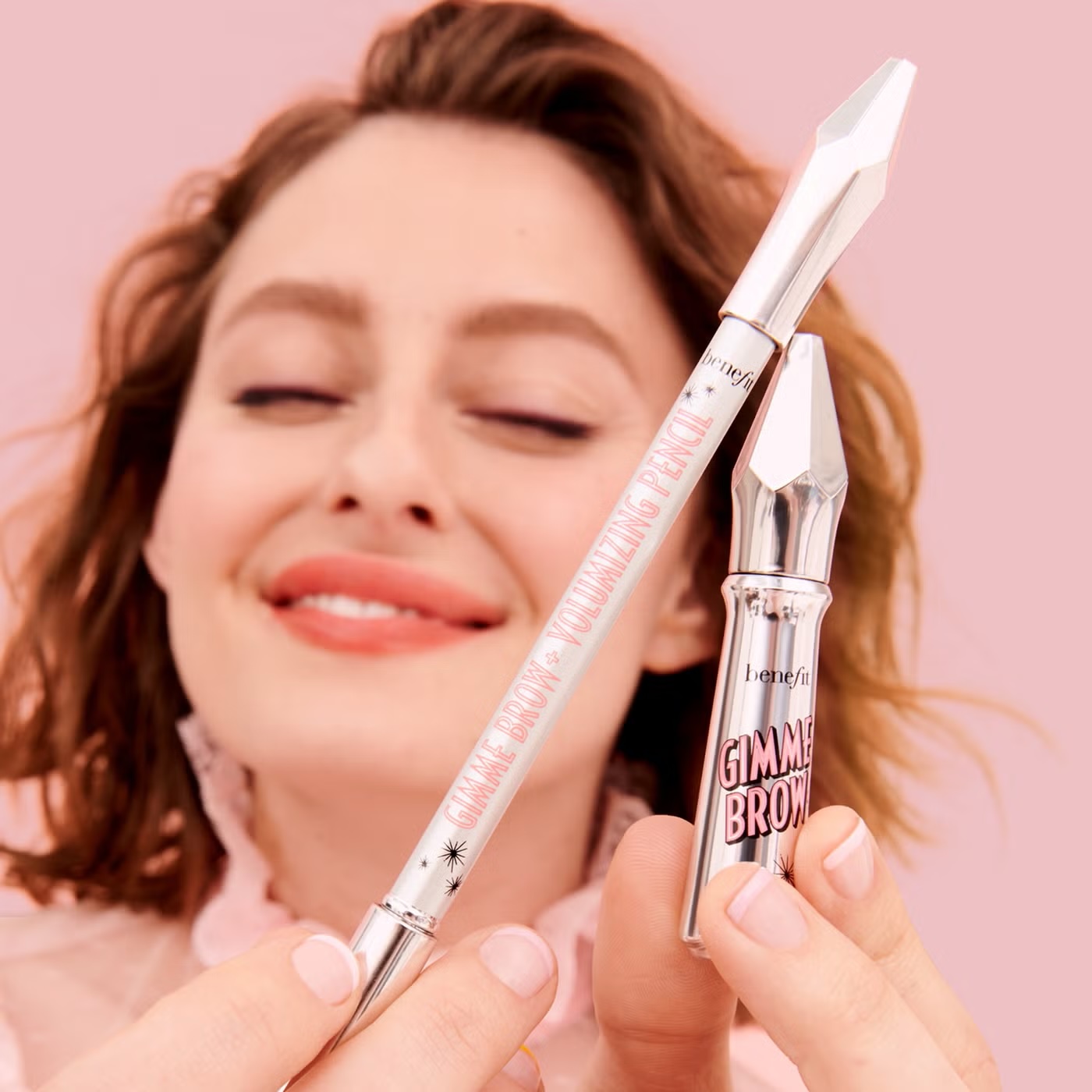 BENEFIT GIMME BROW GOALS VOLUMISING FIBER EYEBROW GEL AND PENCIL DUO SET - SHADE 4 – Image 3