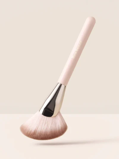Rare Beauty by Selena Gomez –  Angled Powder Brush